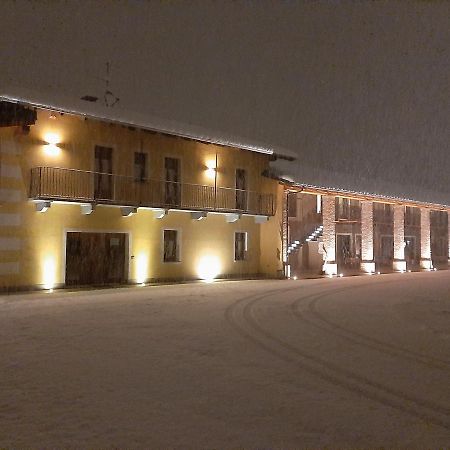 Agriturismo Fior Di Campo Dronero Dış mekan fotoğraf